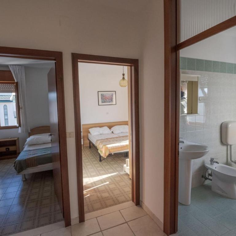 Flat in building with lift 250 m from the sea - Appartamento - 9