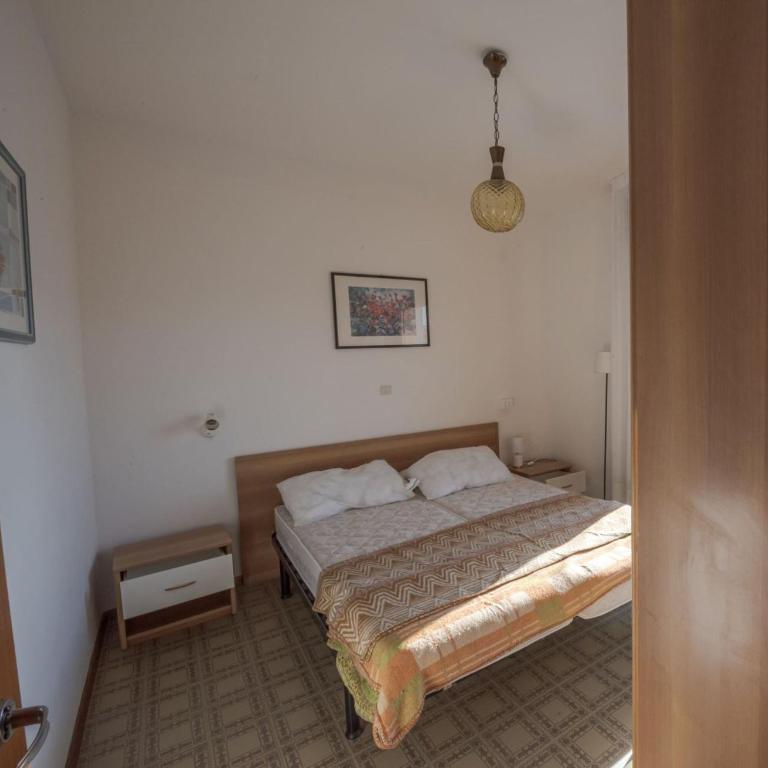 Flat in building with lift 250 m from the sea - Appartamento - 7