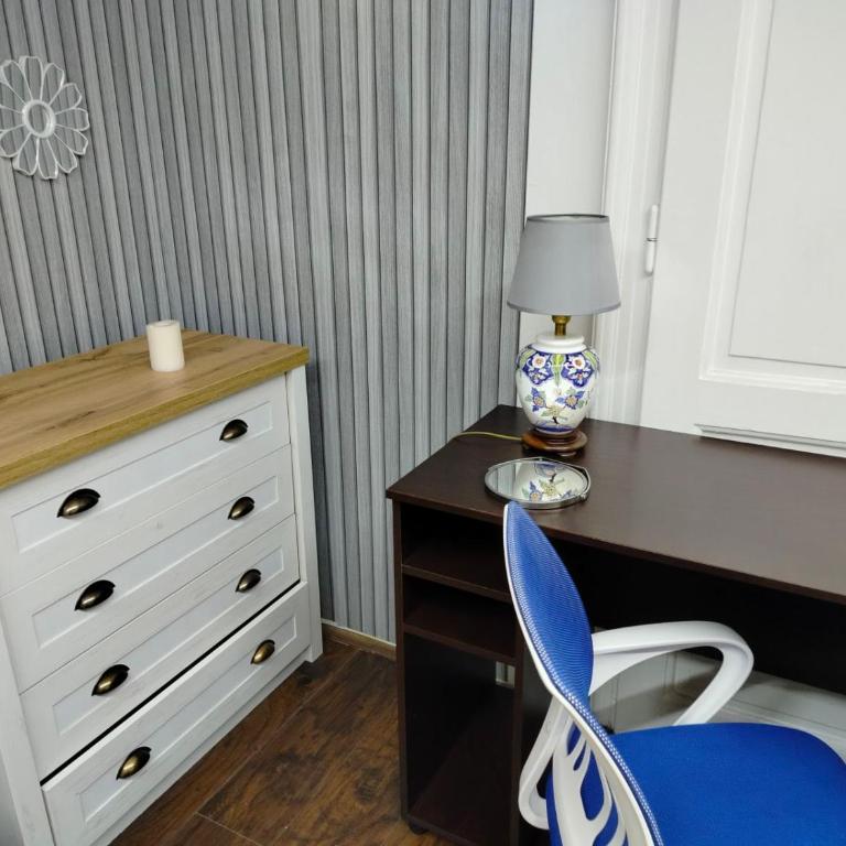 Moulin ROSE - Three-Bedroom Apartment with Balcony - 7