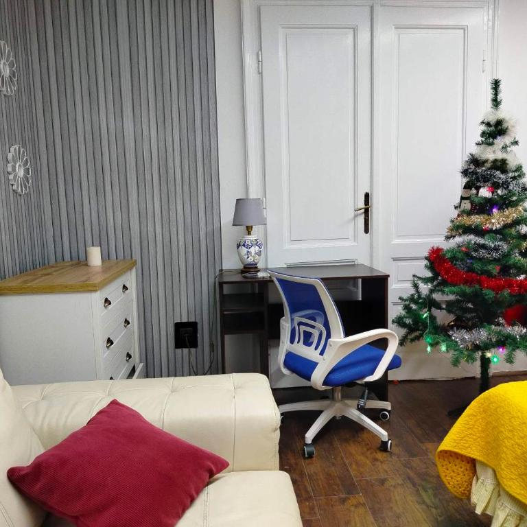 Moulin ROSE - Three-Bedroom Apartment with Balcony - 23