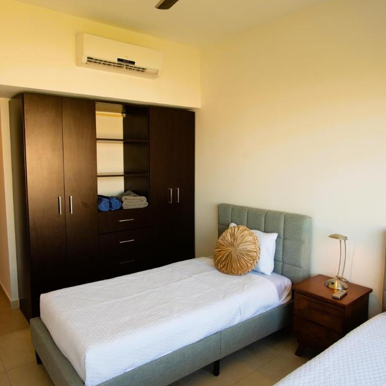 Cozy, elegant 2BR Via Montejo, steps to US Consulate - Apartment - 22