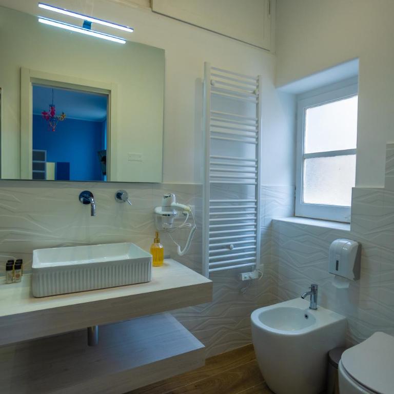 Aromatika Suite - Quadruple Room with Balcony - 1