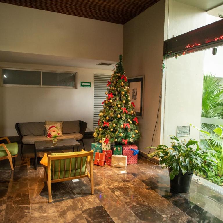 Cozy, elegant 2BR Via Montejo, steps to US Consulate - Apartment - 32