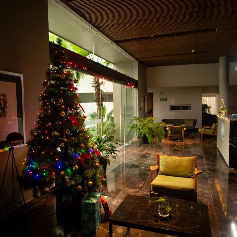 Cozy, elegant 2BR Via Montejo, steps to US Consulate - Apartment - 35
