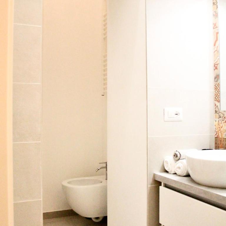 Cozy home among the liveliest street of Isola - Appartamento con 1 Camera da Letto - 19