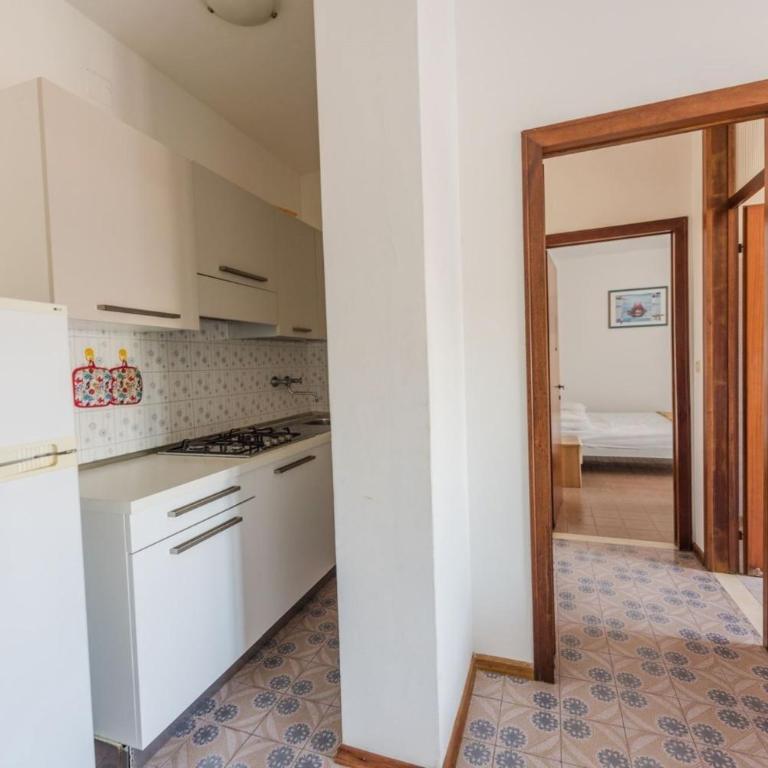Nice apartment with balcony and view - Appartamento - 9