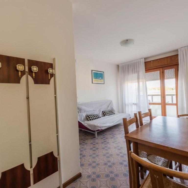 Nice apartment with balcony and view - Appartamento - 14