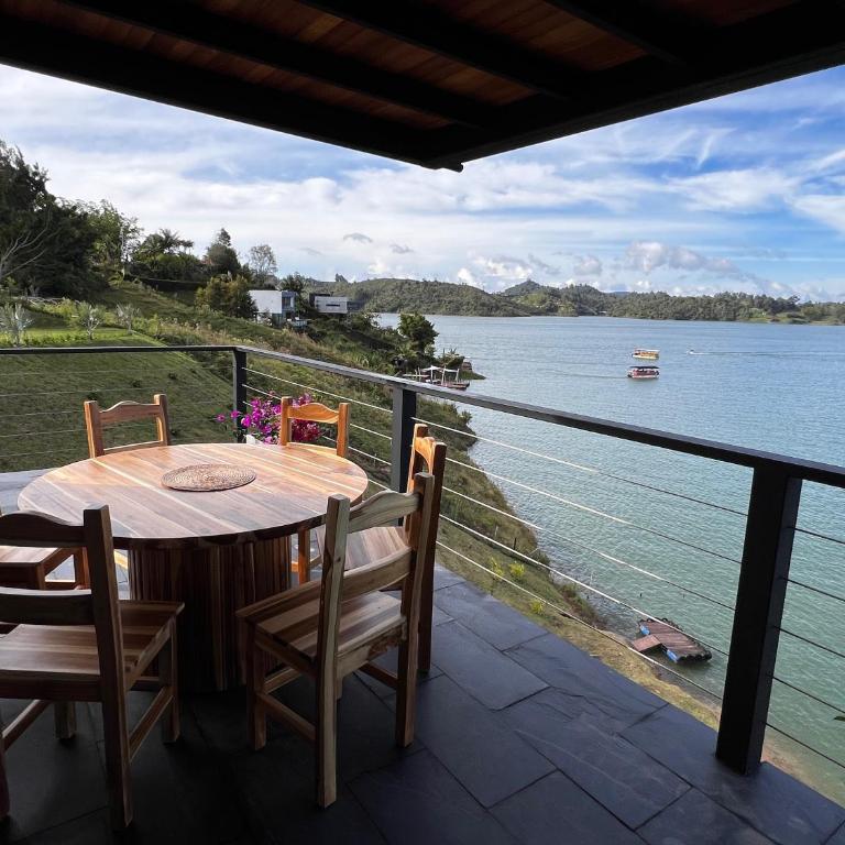Villa de lujo frente a la represa del Peñol - Villa Deluxe - 16