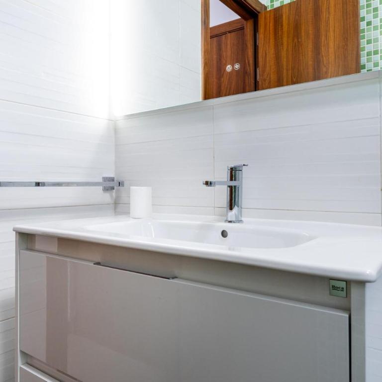 Charming apartment with an excellent location - Apartamento de 1 dormitorio - 5
