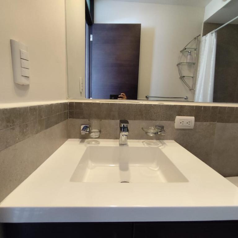 RIOLOFT Cuenca - Room #1547844101 - 13