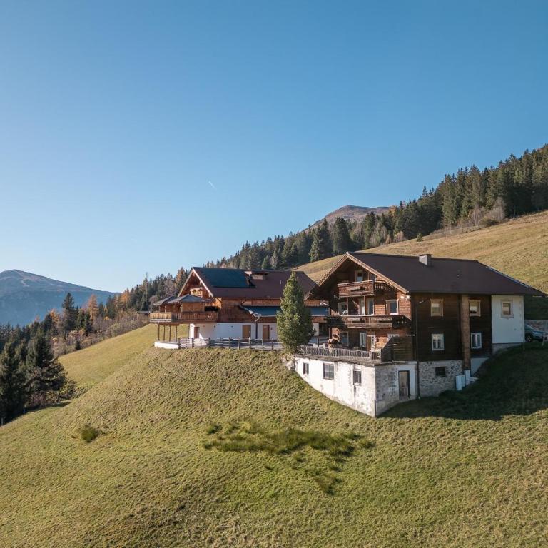 Hochgugg - Panorama Residenz - Apartment mit Aussicht und Balkon - 1