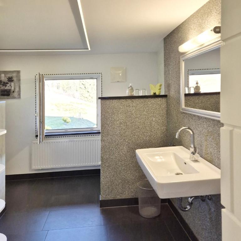Hochgugg - Panorama Residenz - Apartment mit Aussicht und Balkon - 30