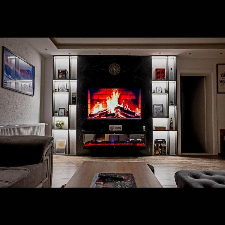 ManasR - One-Bedroom Apartment - 12