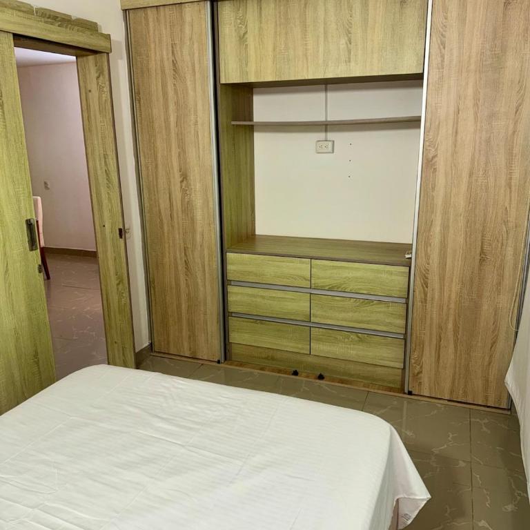 Apartamento moderno - Two-Bedroom Apartment - 4