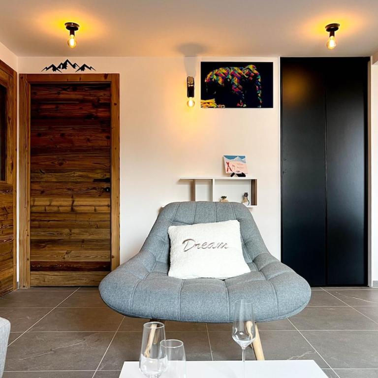PRAZ DE LYS | OXALIS 101 · Centre station - A 100m des pistes | Appt neuf 1 chambre + Cabine - Idéal 6 personnes - Maximum 8 personnes - Appartement - 8