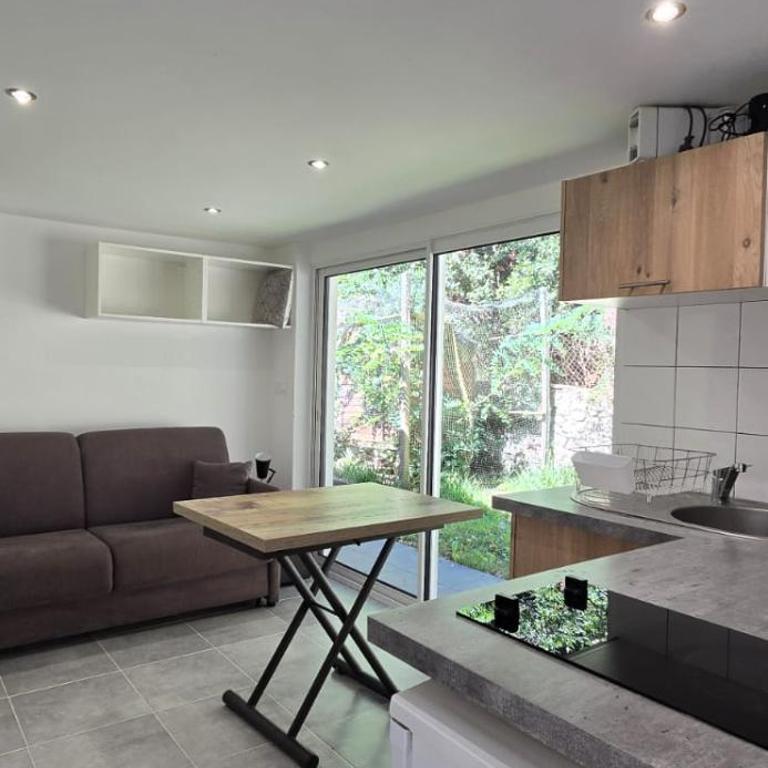 Studio dans cadre verdoyant - Apartamento de 1 dormitorio - 1