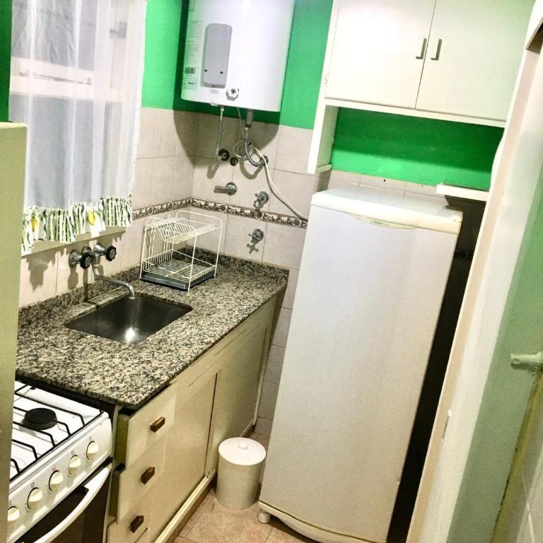 Dpto Almirante Brown - Apartamento de 1 dormitorio - 2