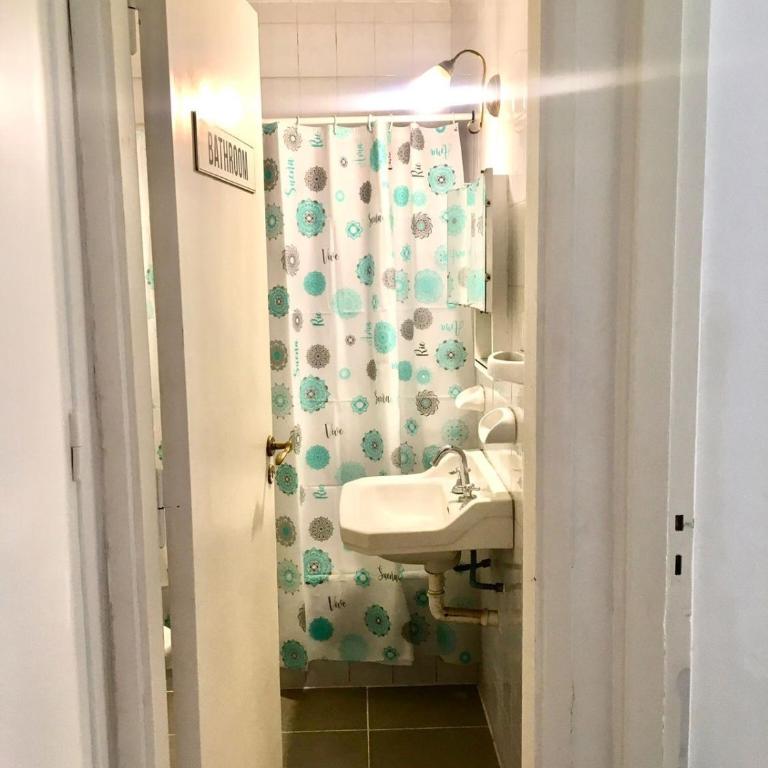 Dpto Almirante Brown - Apartamento de 1 dormitorio - 3