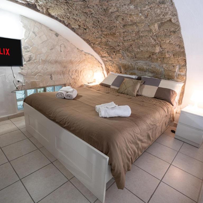 Rampe House - Loft in the historic center of Naples - One-Bedroom Apartment - 1