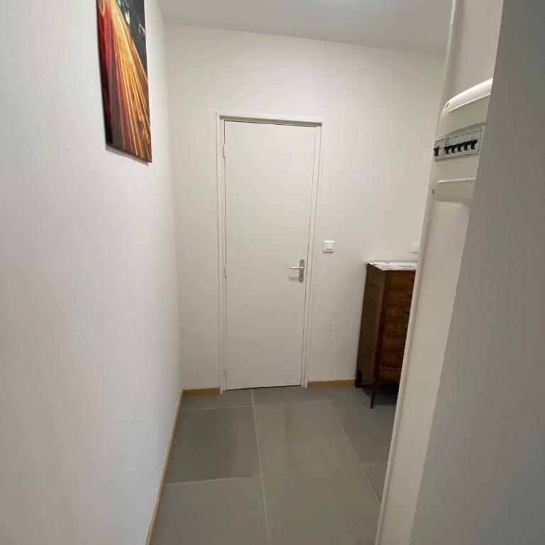 Maison de ville chez Léna - One-Bedroom Apartment - 11
