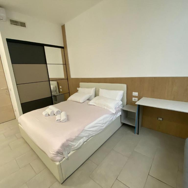 B&B MILANO Centro - Quadruple Room - 4