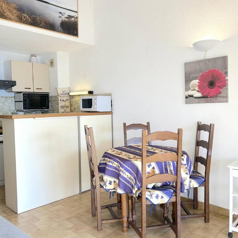 Appartement 2 pièces au Lavandou avec parking proche plage, terrasse vue mer - FR-1-251-843 - Appartamento - 10
