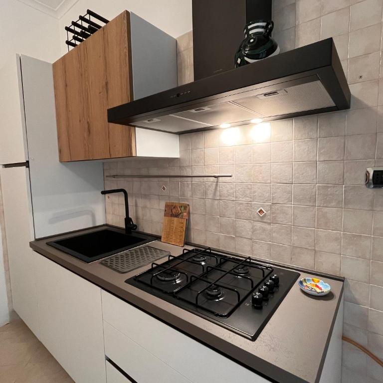 Appartamento Vomero "a casa di Enzo" - Appartamento con 1 Camera da Letto - 3