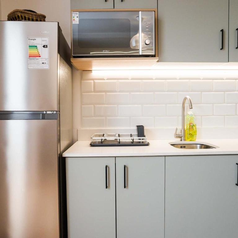 Bellavista Spot 1BR for 4 Near Metro & Hospital - Apartment - 4
