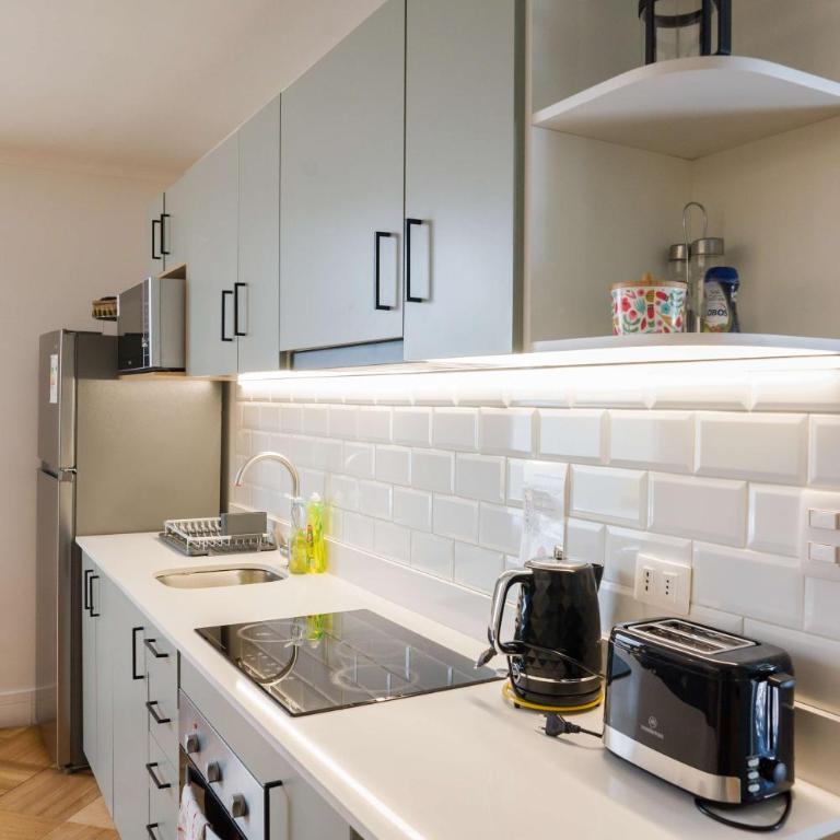Bellavista Spot 1BR for 4 Near Metro & Hospital - Apartment - 18