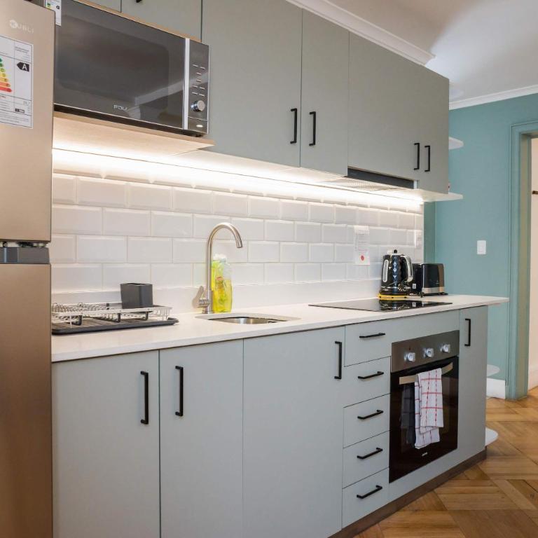 Bellavista Spot 1BR for 4 Near Metro & Hospital - Apartment - 19