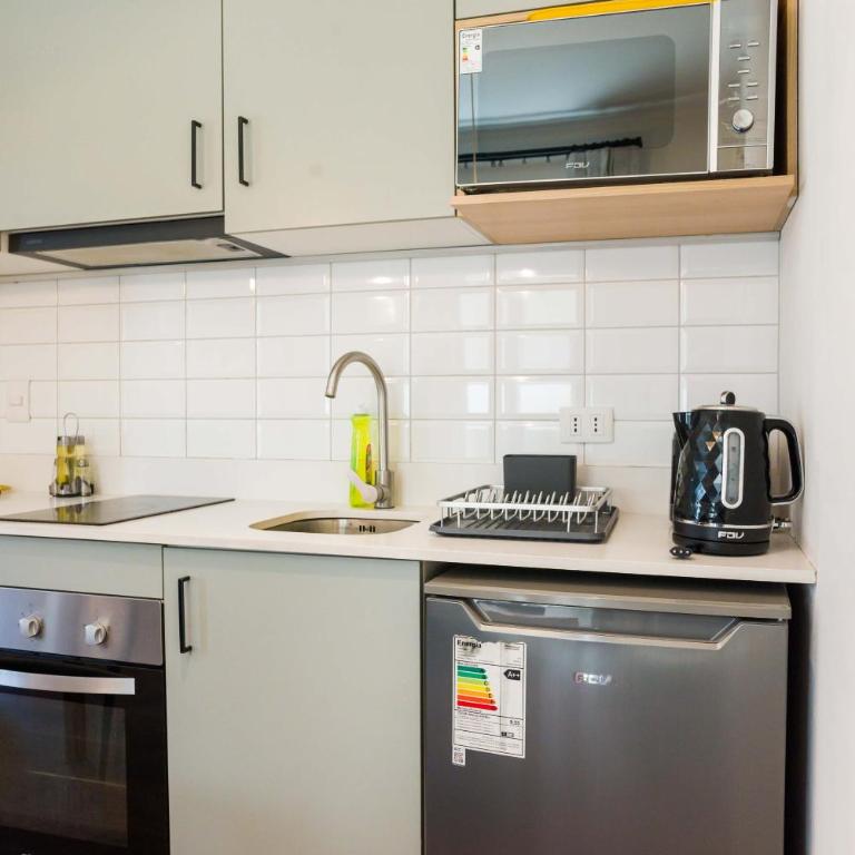 Chic 1BR Bellavista Dining & Hospital Access - Studio - 18
