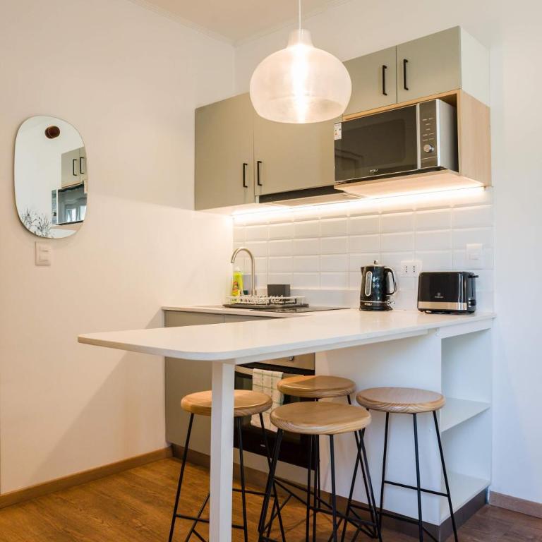 Chic 1BR for 4 Bellavista Metro & Hospital Access - Studio - 6