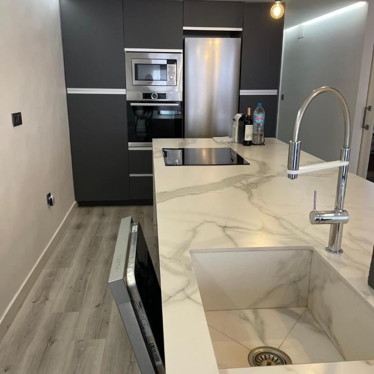 Alicante City Suite 2 - Apartamento Deluxe - 16
