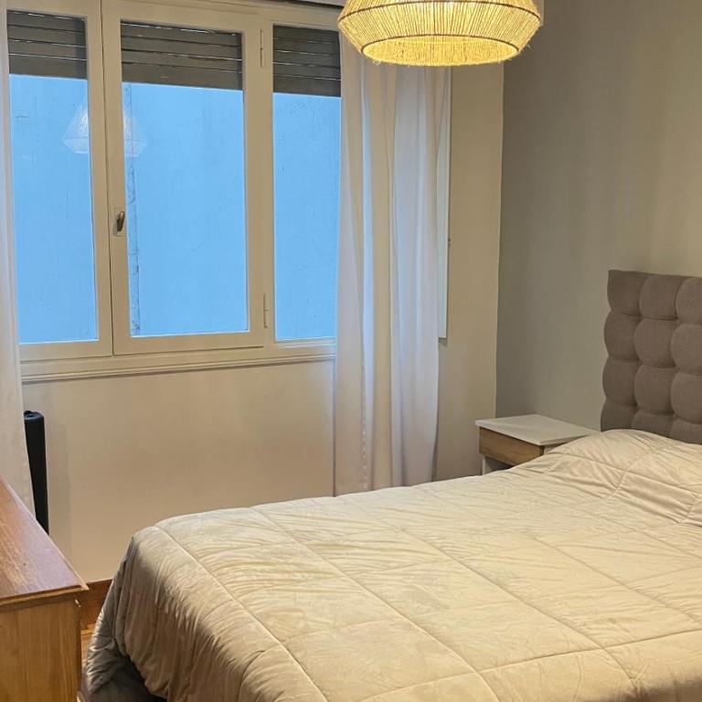 Depto luminoso Zona Plaza Colon - One-Bedroom Apartment - 5