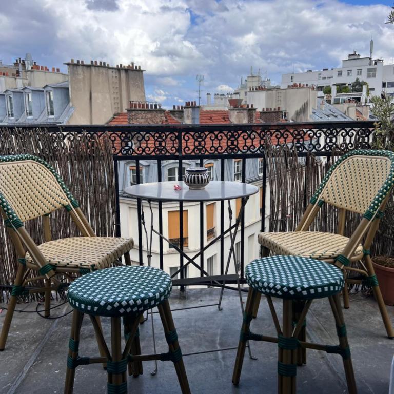 Duplex, grand balcon et sauna - Appartement 2 Chambres - 11