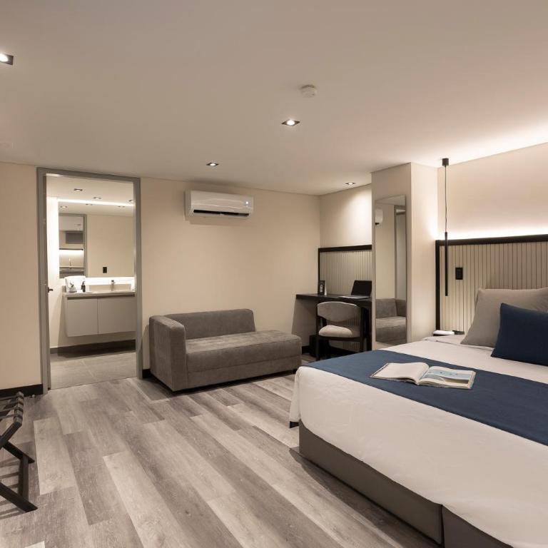 Altus Hotel - Superior King Room - 6