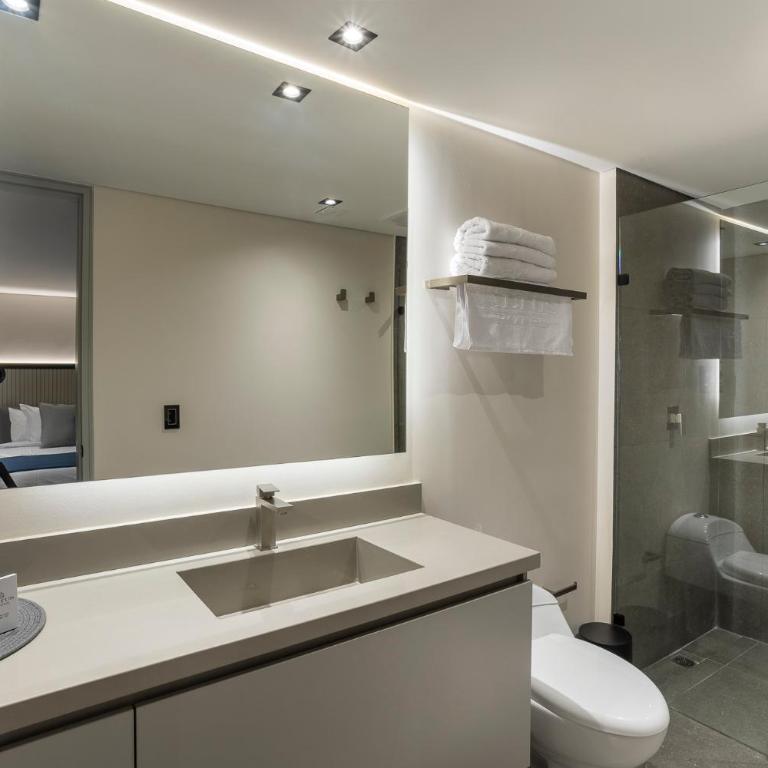 Altus Hotel - Deluxe Room - 12