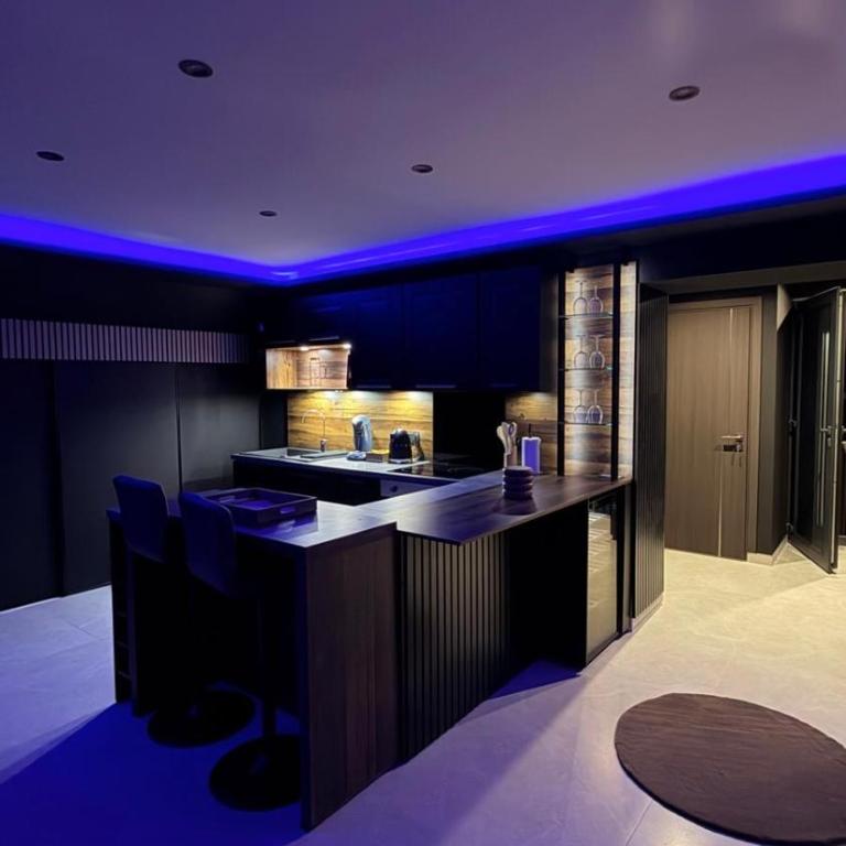 T4 Luxe - Two-Bedroom Apartment - 1