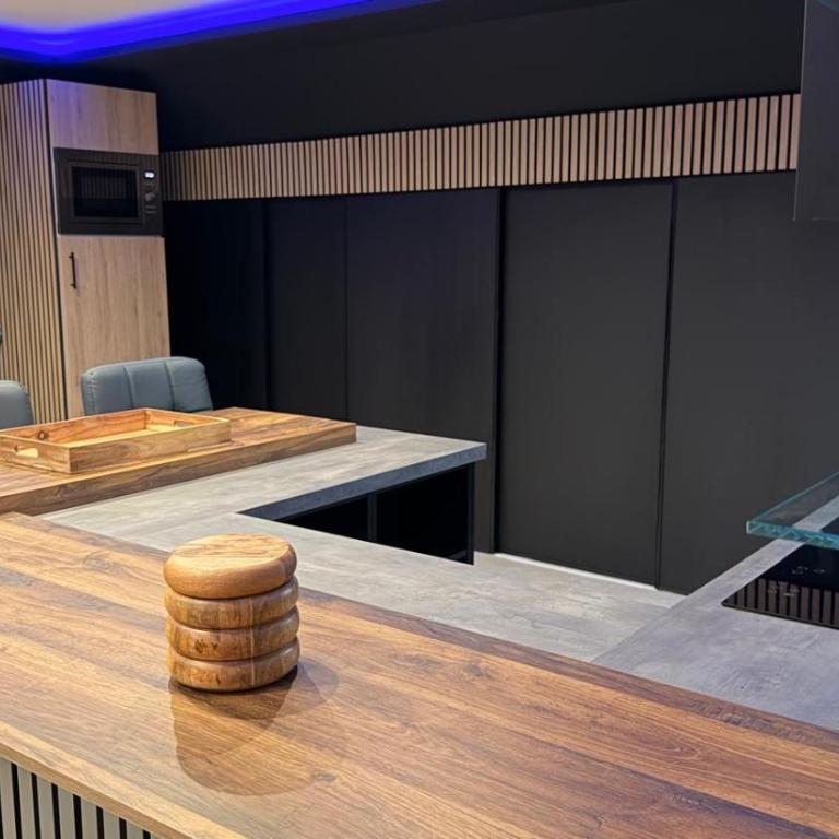 T4 Luxe - Two-Bedroom Apartment - 23