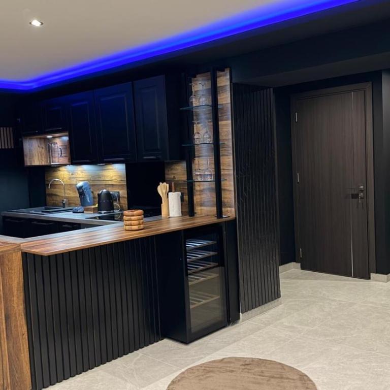 T4 Luxe - Two-Bedroom Apartment - 24