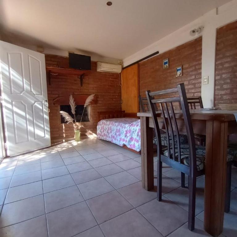Cabañas Tatá y La Emilia - Casa con 1 dormitorio - 3