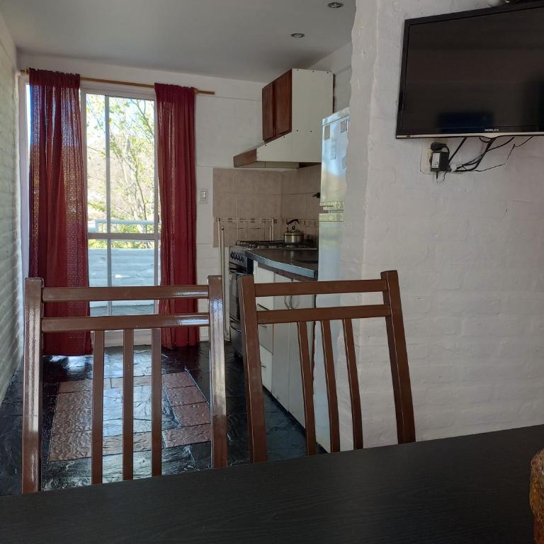 Cabañas Tatá y La Emilia - Casa con 1 dormitorio - 2