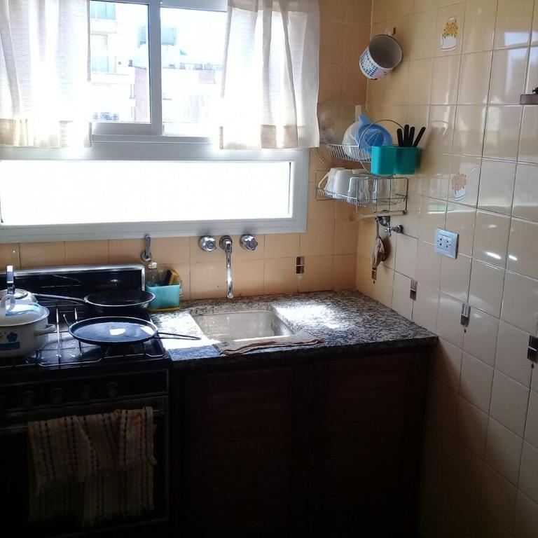 2 amb con terraza, centro, 600 mts de la playa - One-Bedroom Apartment - 9