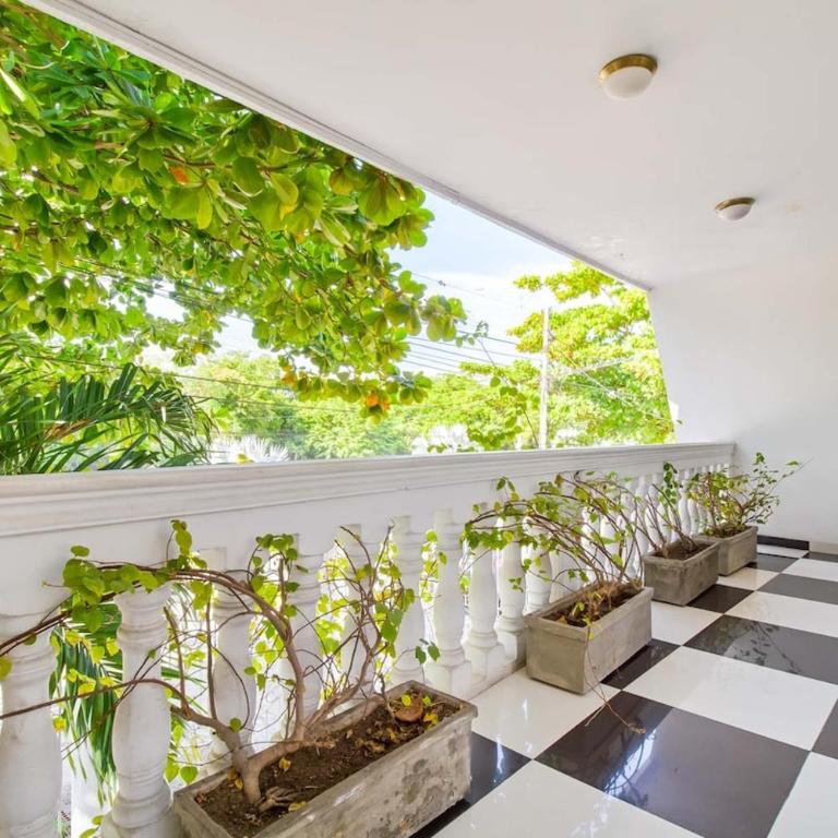 Beautiful House 3 minutes from Historic Downtown - Seven-Bedroom House - 8