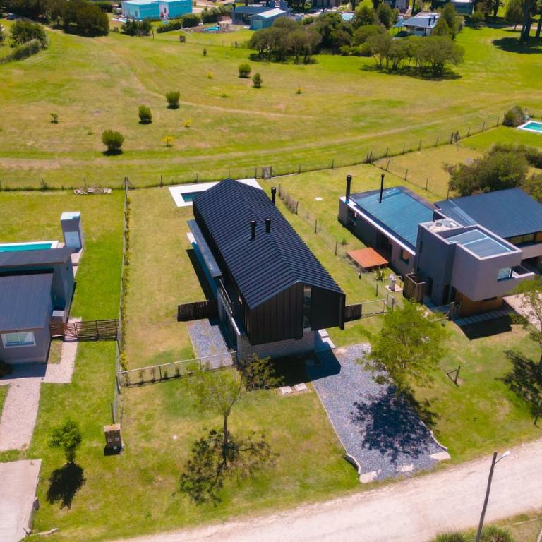 Casa Agustina - Casa En Barrio Privado San Benito, Chapadmalal Para 6 PAX Con Pileta - Hola Sur - Casa de 3 dormitorios - 15