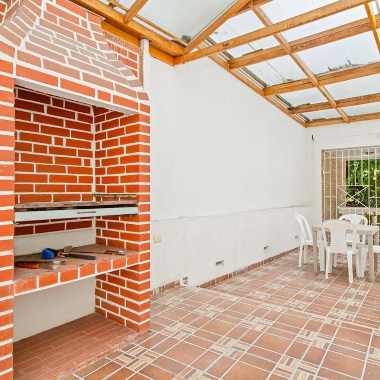 Beautiful House 3 minutes from Historic Downtown - Seven-Bedroom House - 16