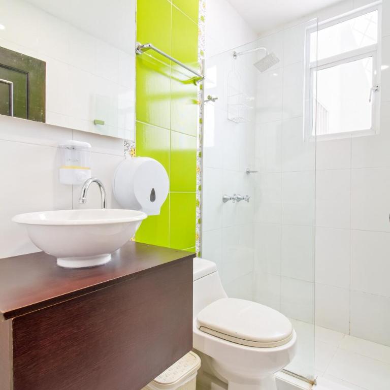 Beautiful House 3 minutes from Historic Downtown - Seven-Bedroom House - 44