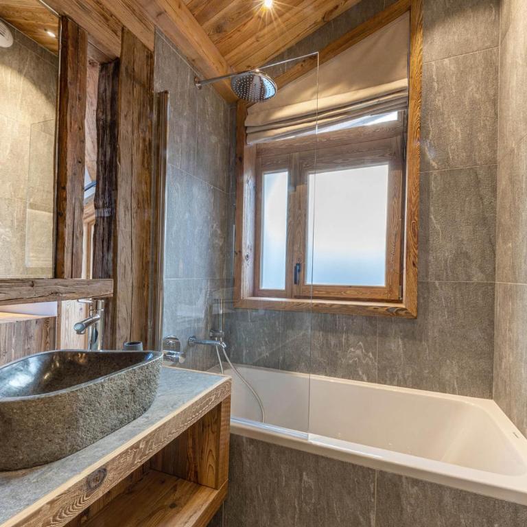 Luxueux appartement 7 pièces, cheminée, parking, vue imprenable - FR-1-694-423 - Apartamento - 12
