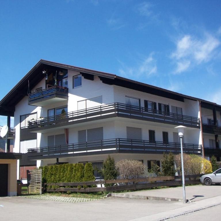 Wohnung Rosenrot - urlauben im Zentrum von Fischen - Apartment mit Blick auf die Berge - 10