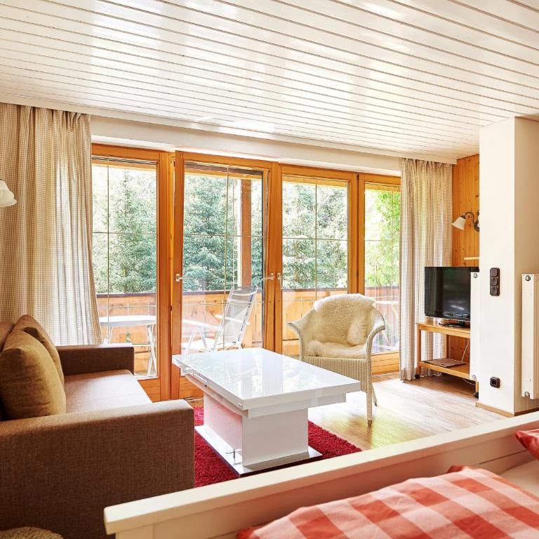 Apartment Rex - Ihre Allgäu-Auszeit mit Hund - Apartment mit Balkon - 1